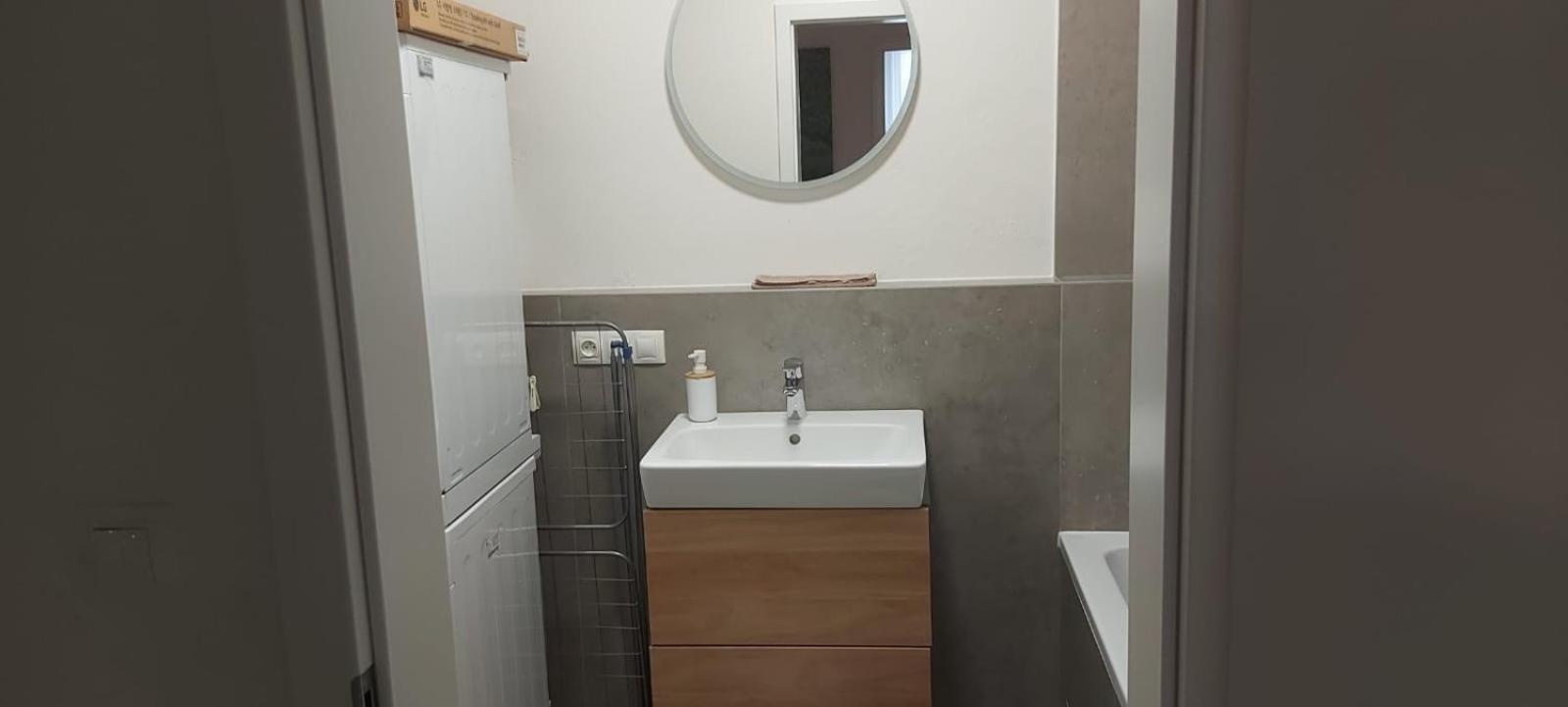 3 2x Balcony, New Building, 21 Apartment Pressburg